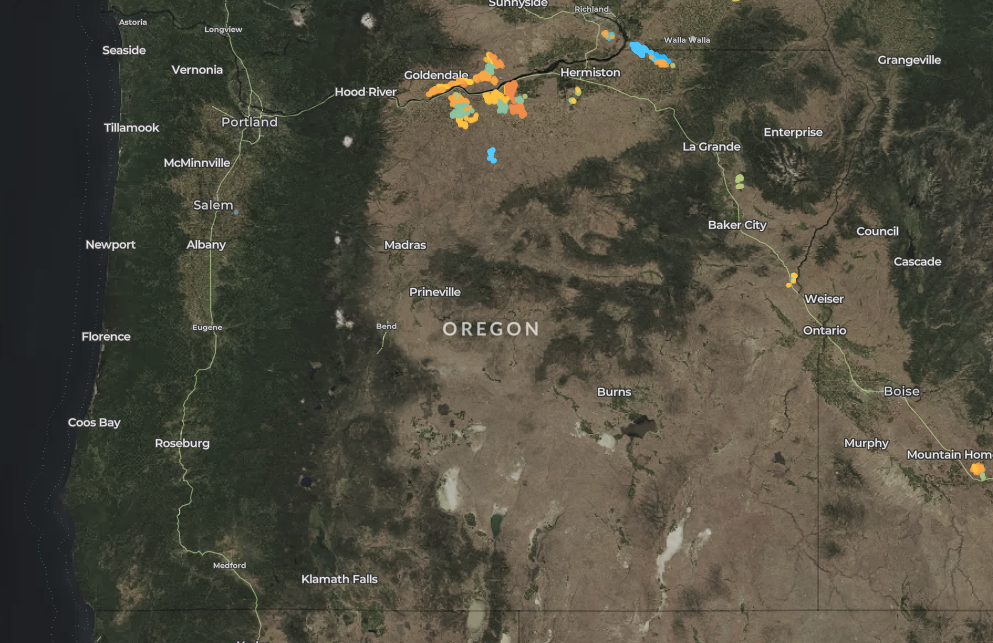 map of wind turbines in Oregon
